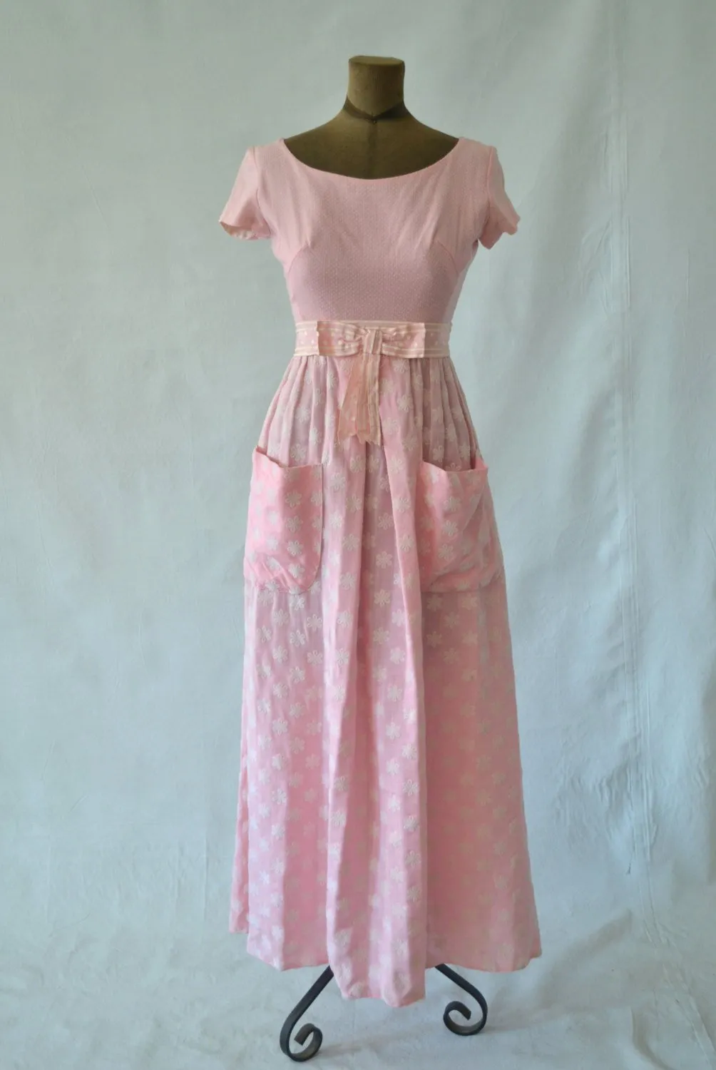 1960s Pink Polka Dot and Flower Dress size XS