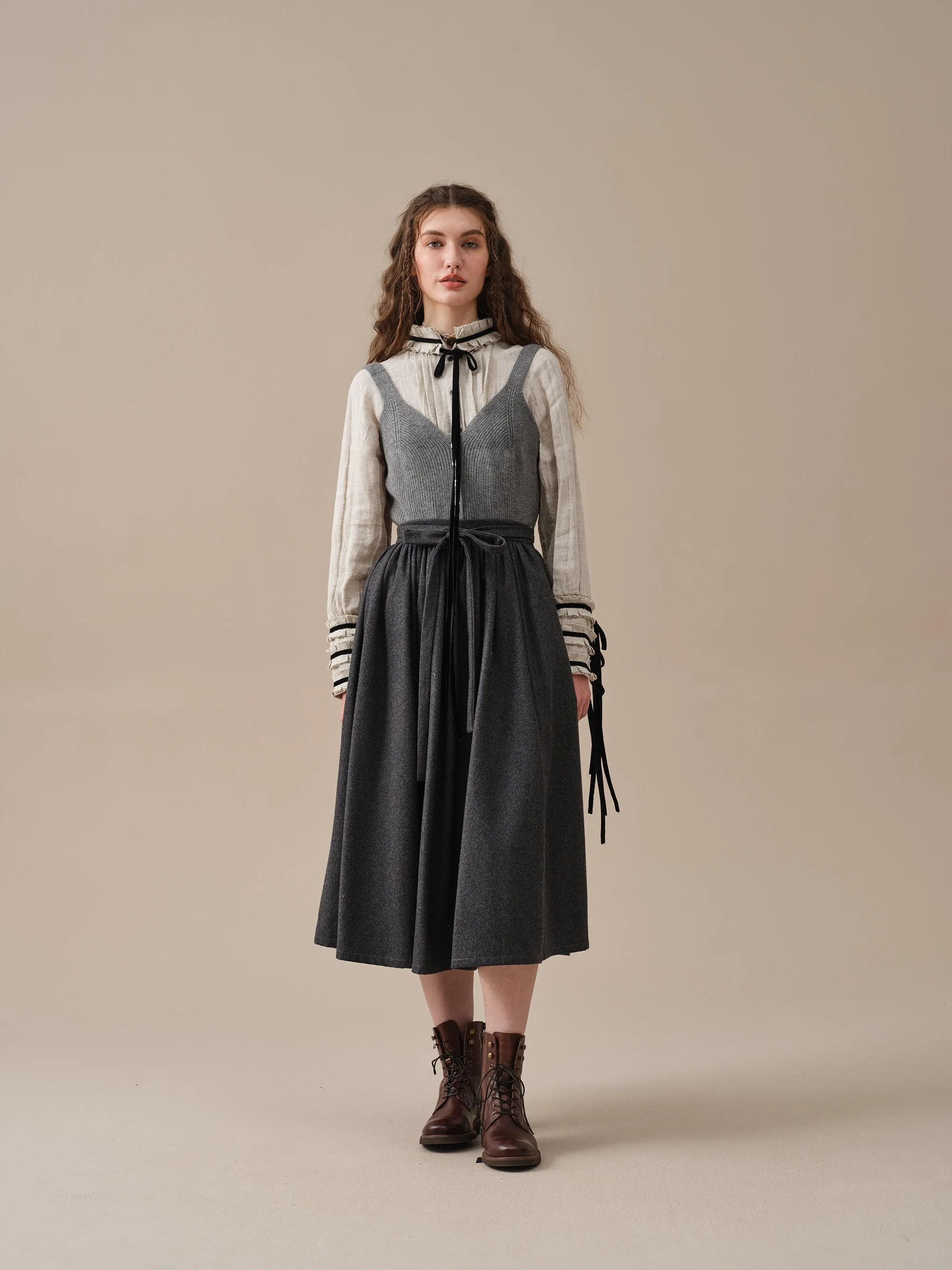 Beth 13 |tied wool skirt