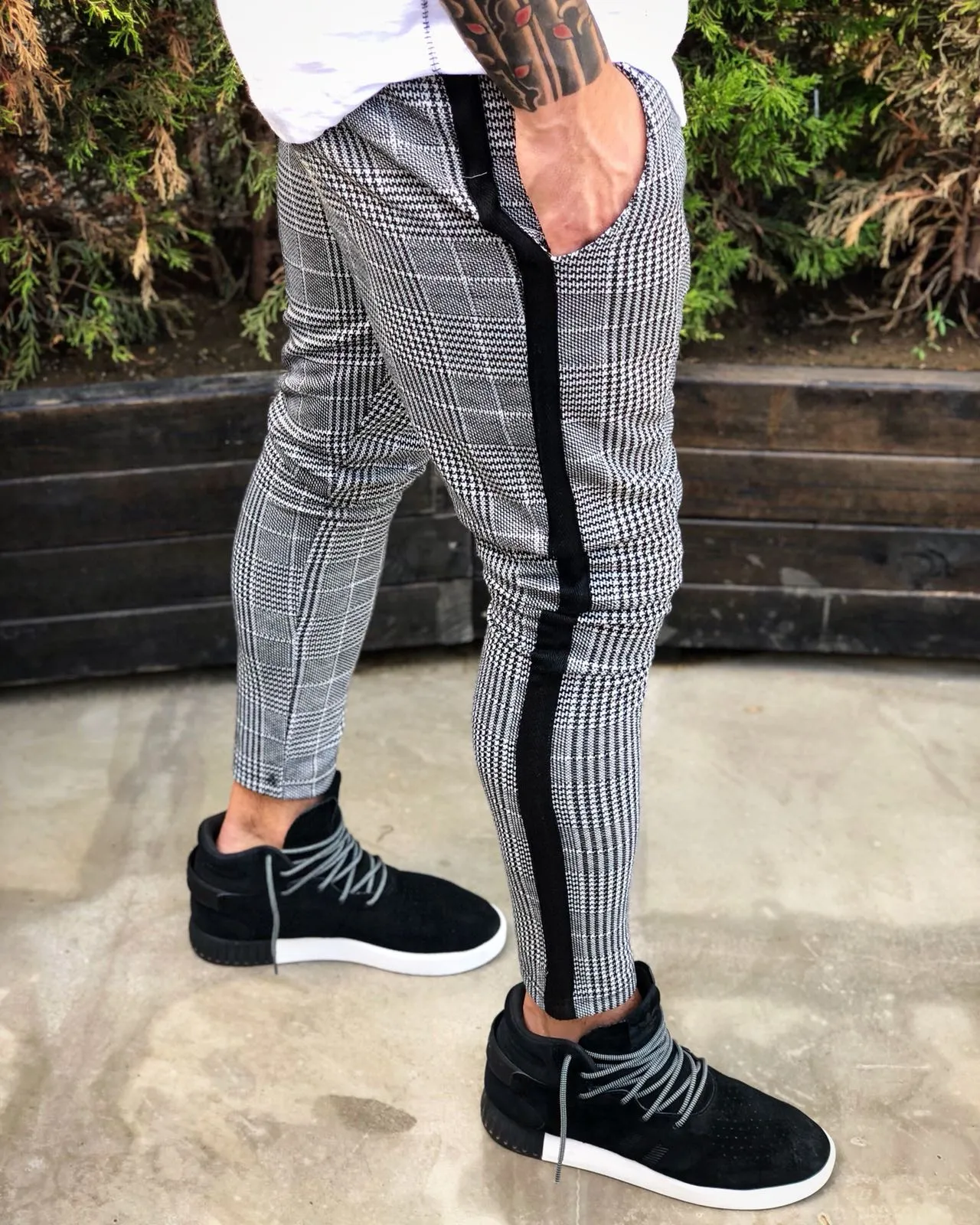 Light Gray Side Striped Checkered Casual Jogger Pant B223 Streetwear Jogger Pants