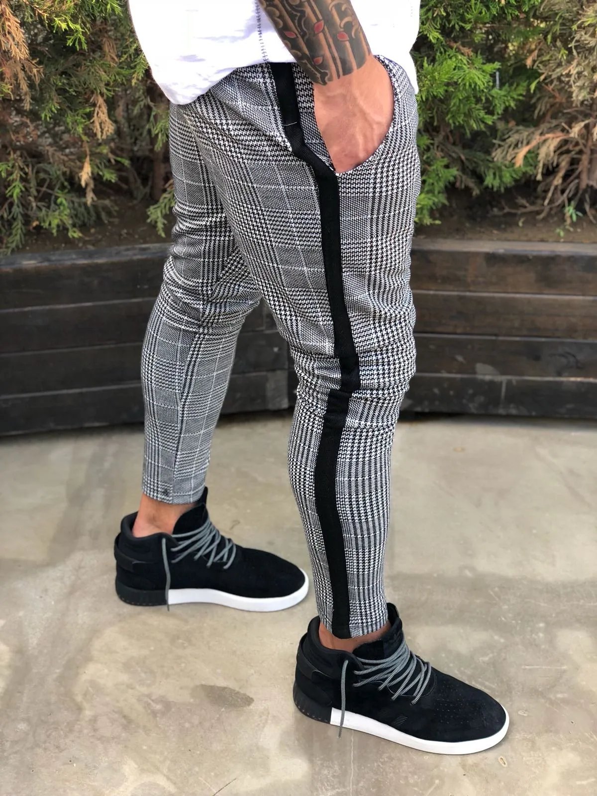 Light Gray Side Striped Checkered Casual Jogger Pant B223 Streetwear Jogger Pants