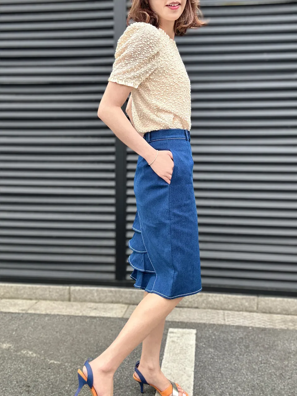 Retro Blue Denim Ruffled Back Knee Length Fitted Skirt