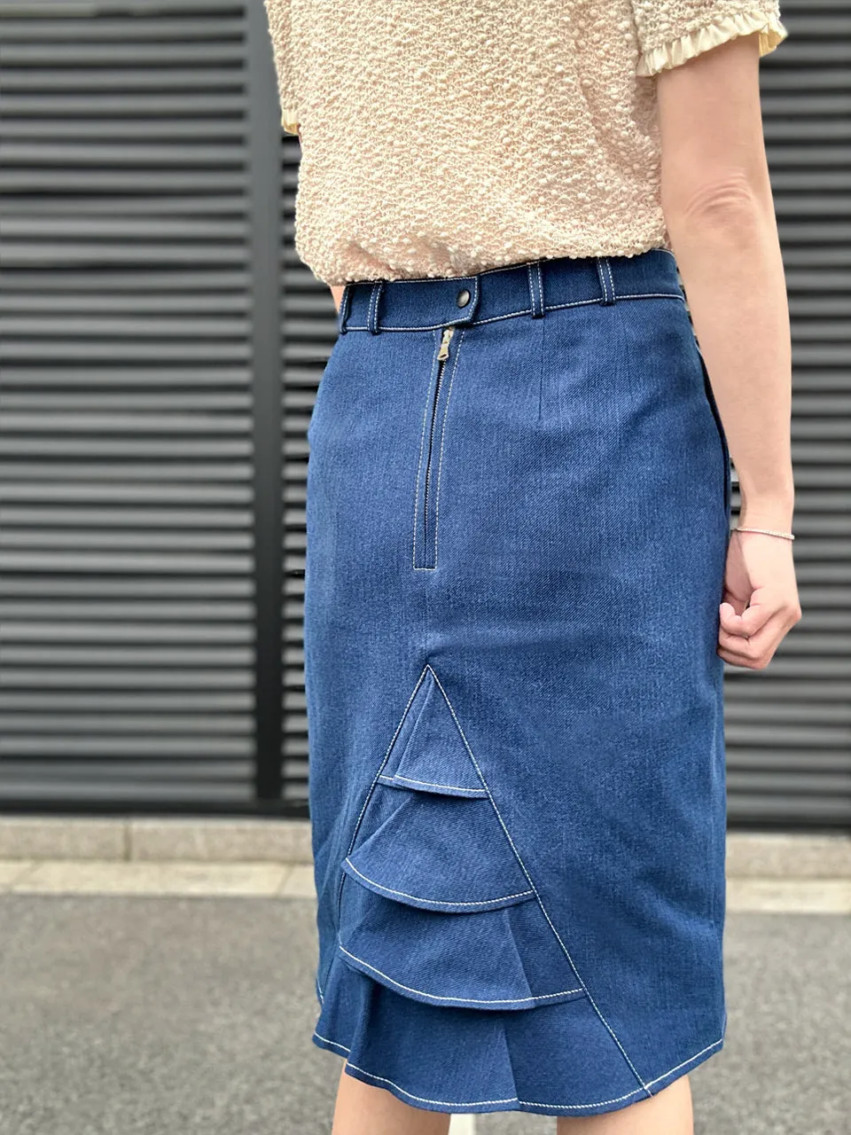 Retro Blue Denim Ruffled Back Knee Length Fitted Skirt